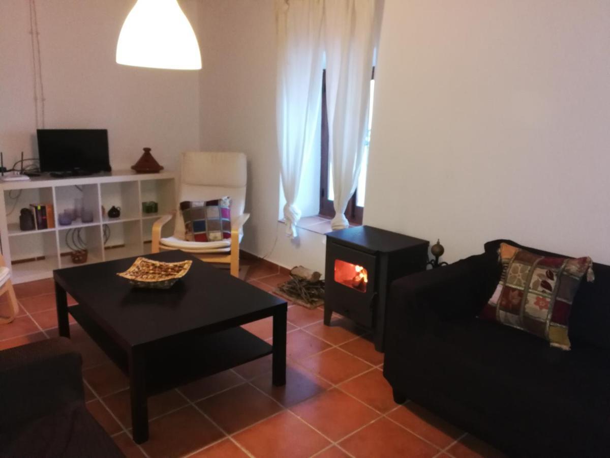 Villa Casa en pueblo de montes de Málaga a 15km de playa Almáchar Exterior foto